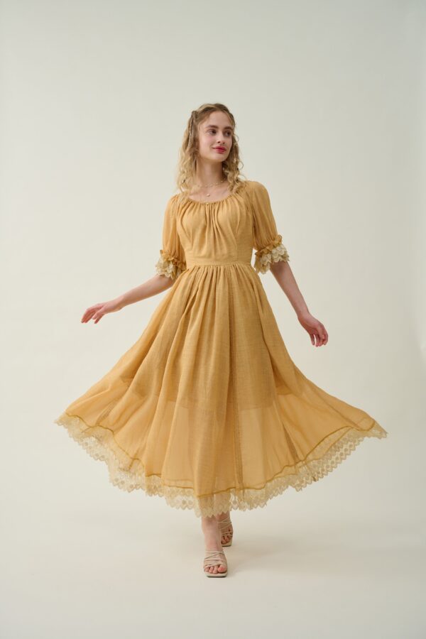 Ruffle Linen Lace Dress in Orchid - Image 10
