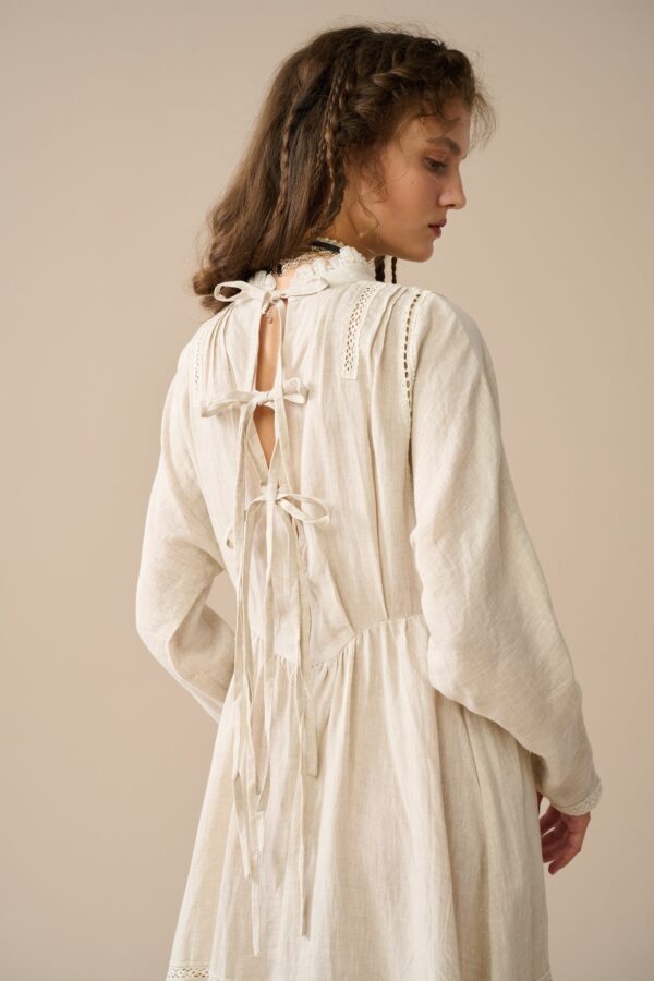 Vintage Linen dress with lace - Image 7