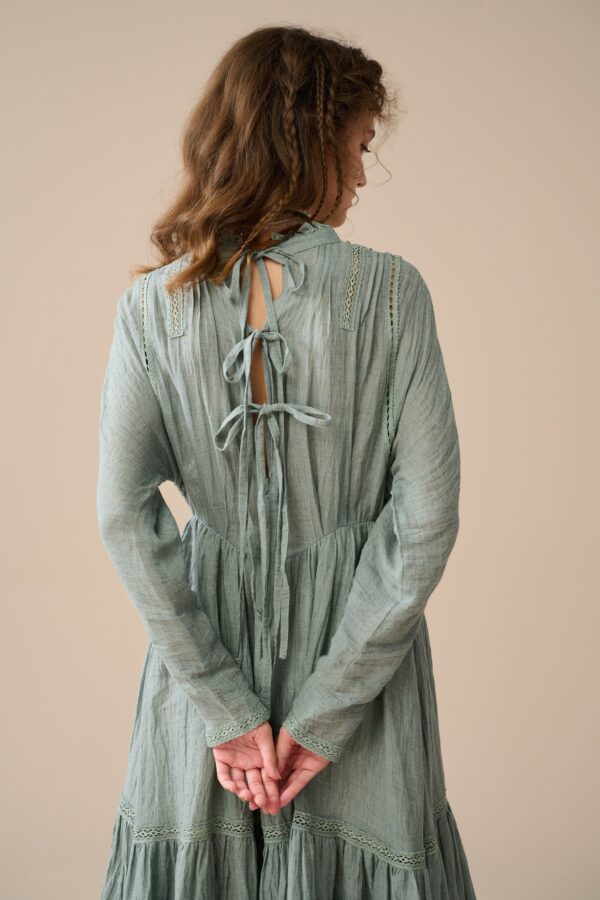 Vintage Linen dress with lace - Image 8