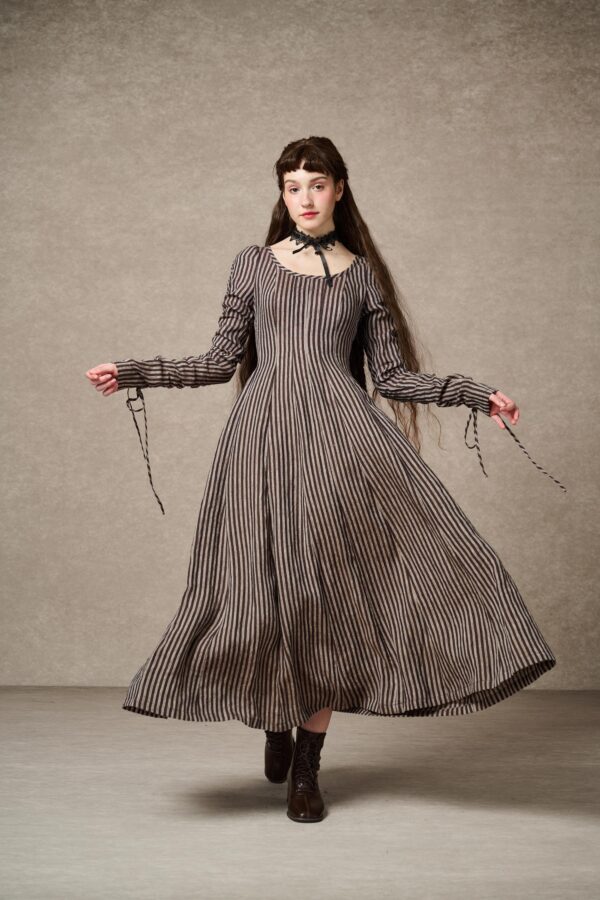 Corset Linen dress in brown stripes - Image 3